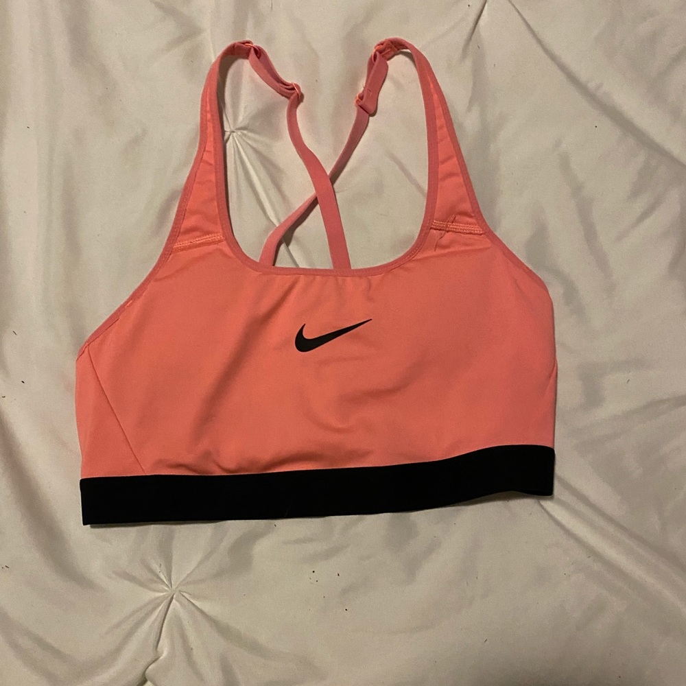 Sports bra